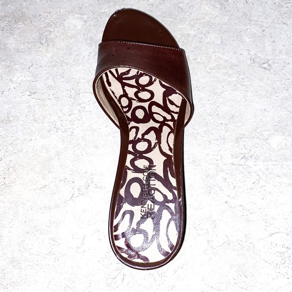 Kenneth Cole Reaction Dark Brown Slide Wedge, Size 5.5 - Excellent Condition - Picture 3 of 4